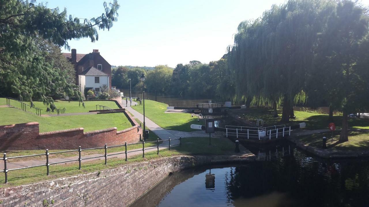 River View Apartment Stourport Esterno foto
